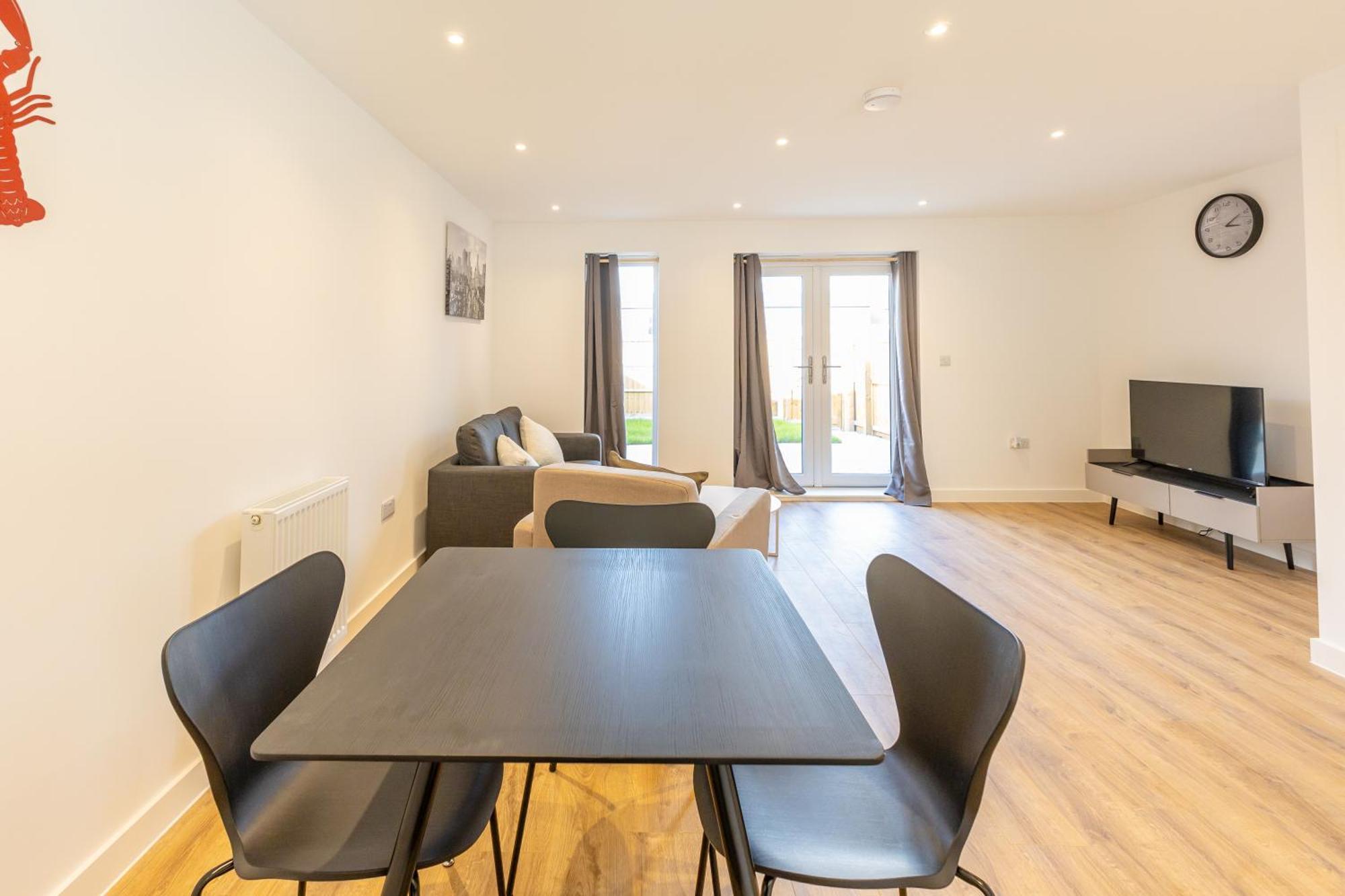 Stunning Modern 3 Bedroom Townhouse - Perfect Getaway Manchester Exterior photo
