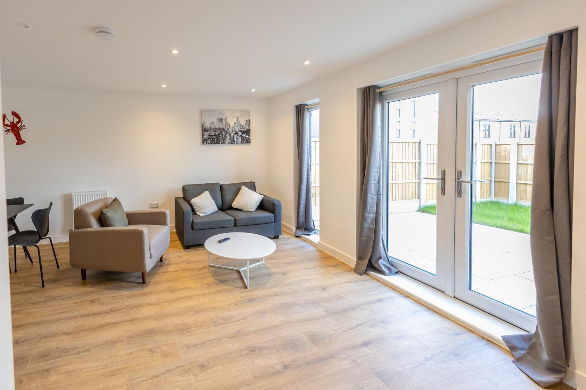 Stunning Modern 3 Bedroom Townhouse - Perfect Getaway Manchester Exterior photo